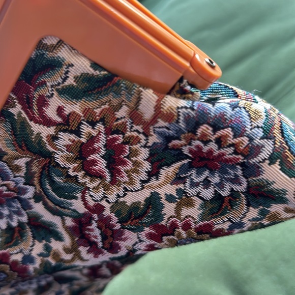 Vintage floral clutch . 1970s festival wear , boho - Picture 5 of 8